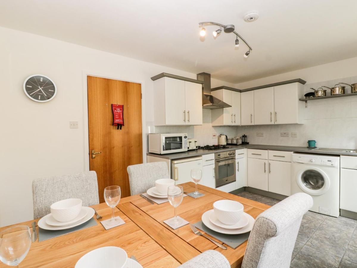 16 Mythern Meadow Bradford-On-Avon Exterior photo
